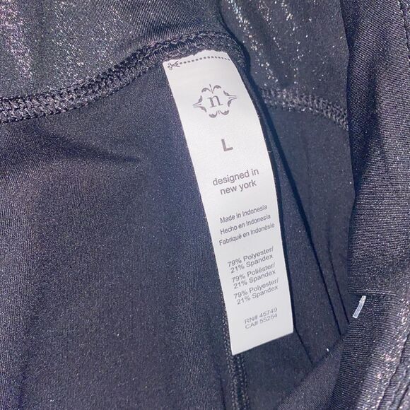 ✨ Nanette Lepore Play Compression Leggings ✨ - Picture 2 of 3